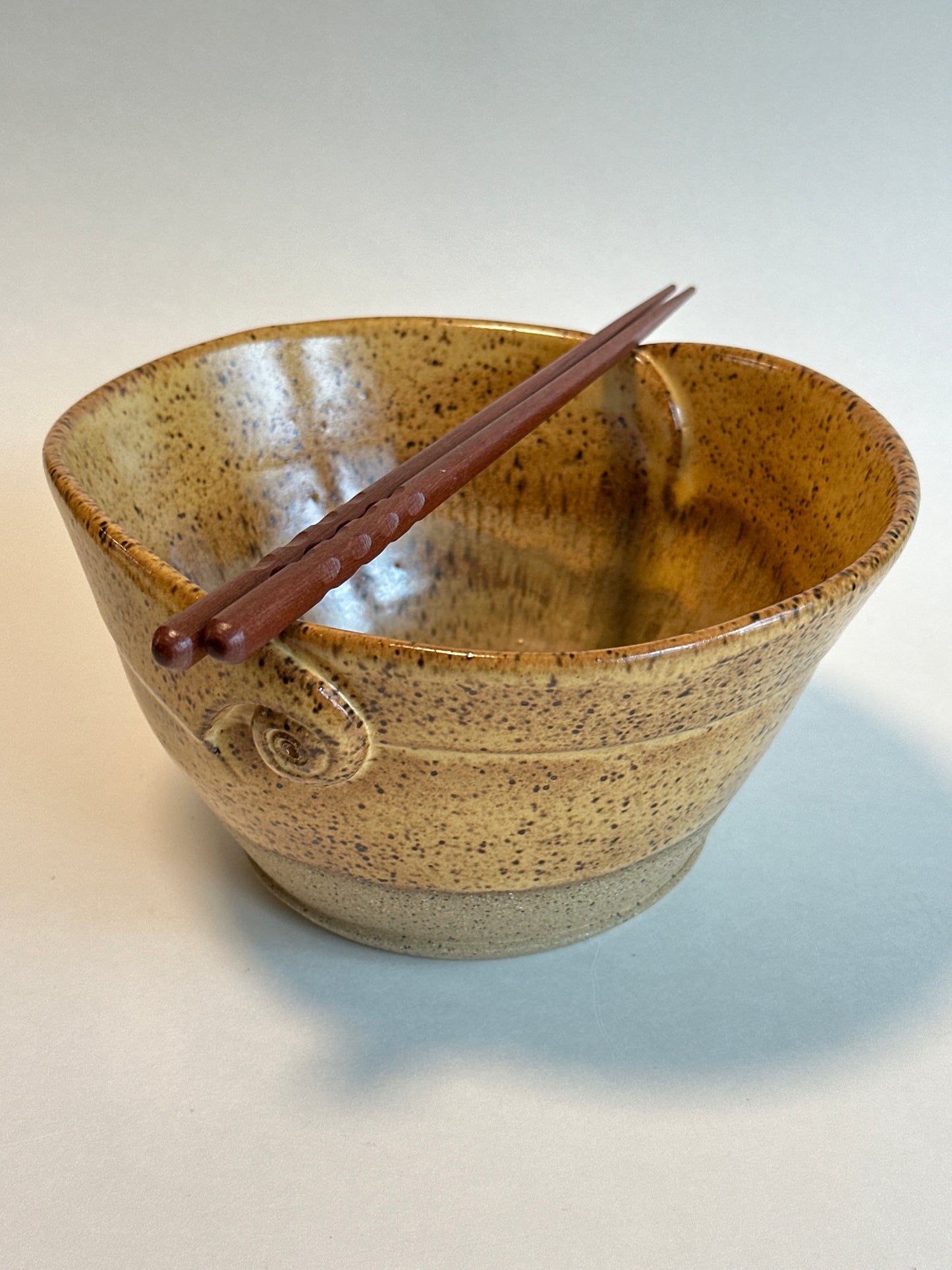 Ramen Bowl (Goldenrod4)