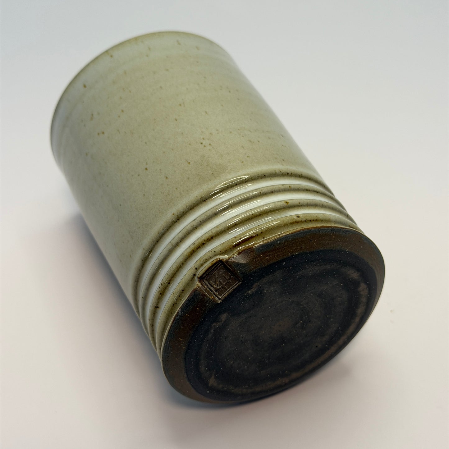 Glossy Ribbed Tumbler 1